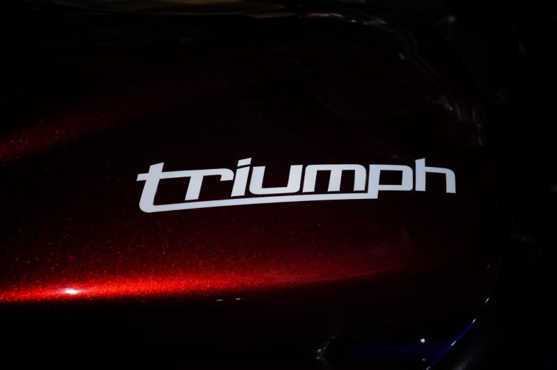 Triumph szervíz